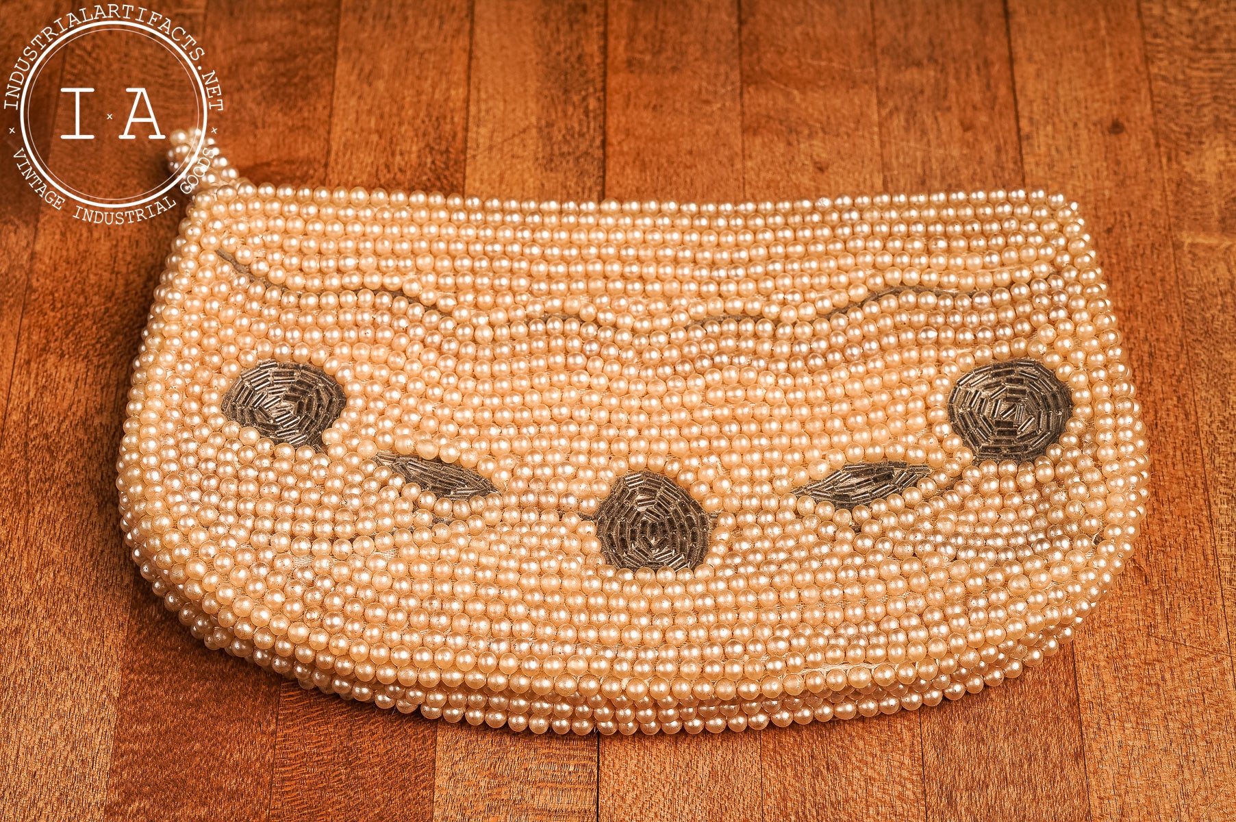 Pearl Textured Clutch