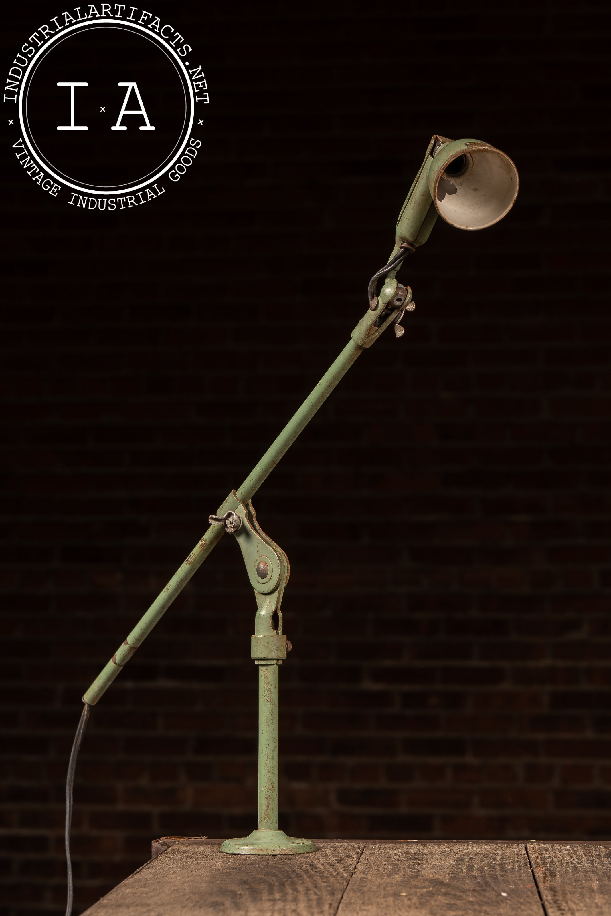 INDUST lamp ランプ ヴィンテージ Vintage Industrial Articulating Task Lamp by Fostoria – Industrial