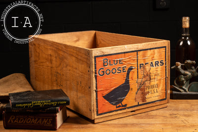 Vintage Blue Goose Pears Shipping Crate