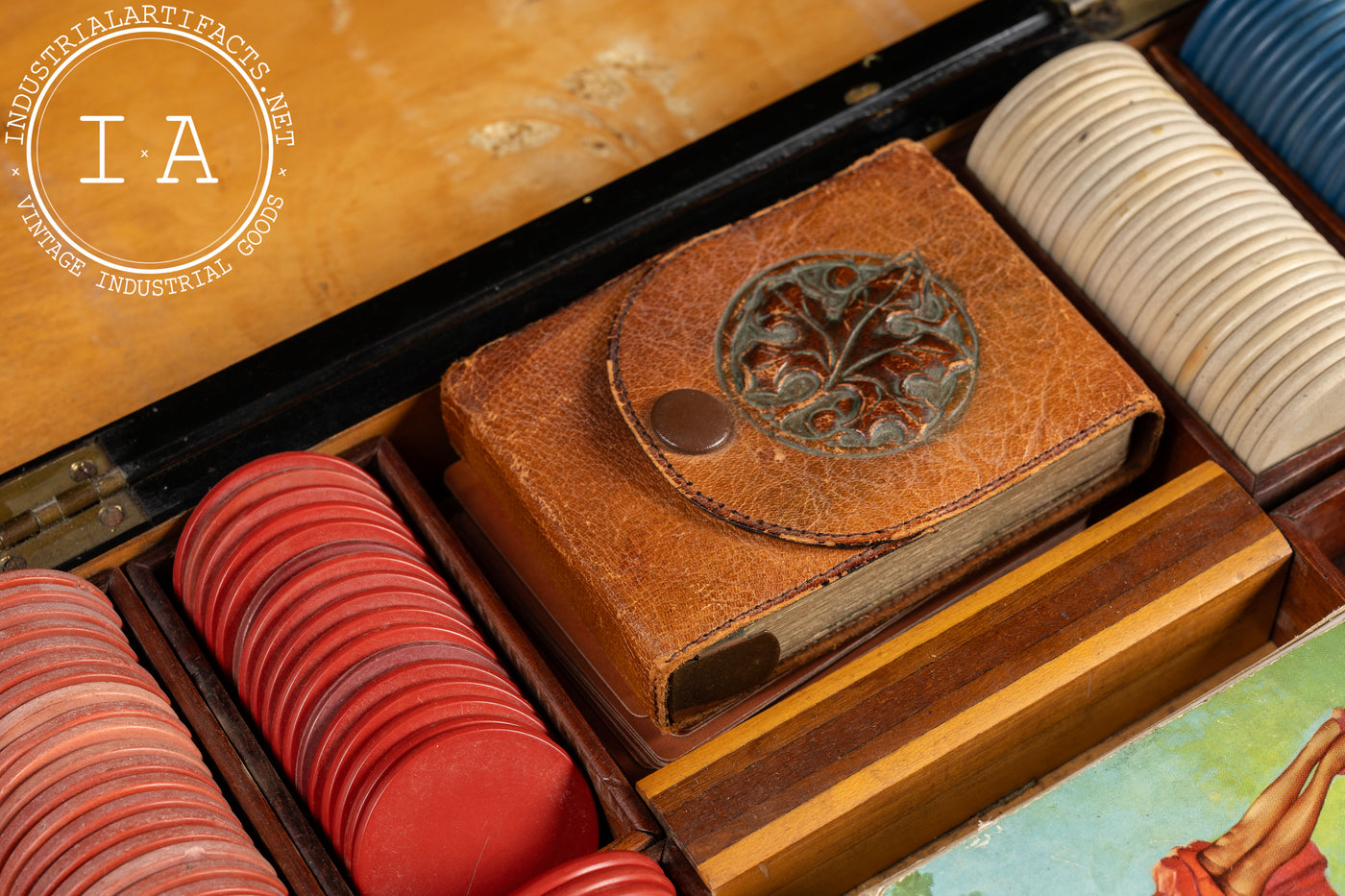 Vintage Birds Eye Maple Poker Case with Playing Cards and Chips