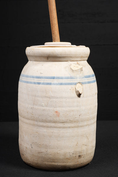 c. 1910s W. D. Suggs 4-Gallon Stoneware Churn with Lid and Dasher
