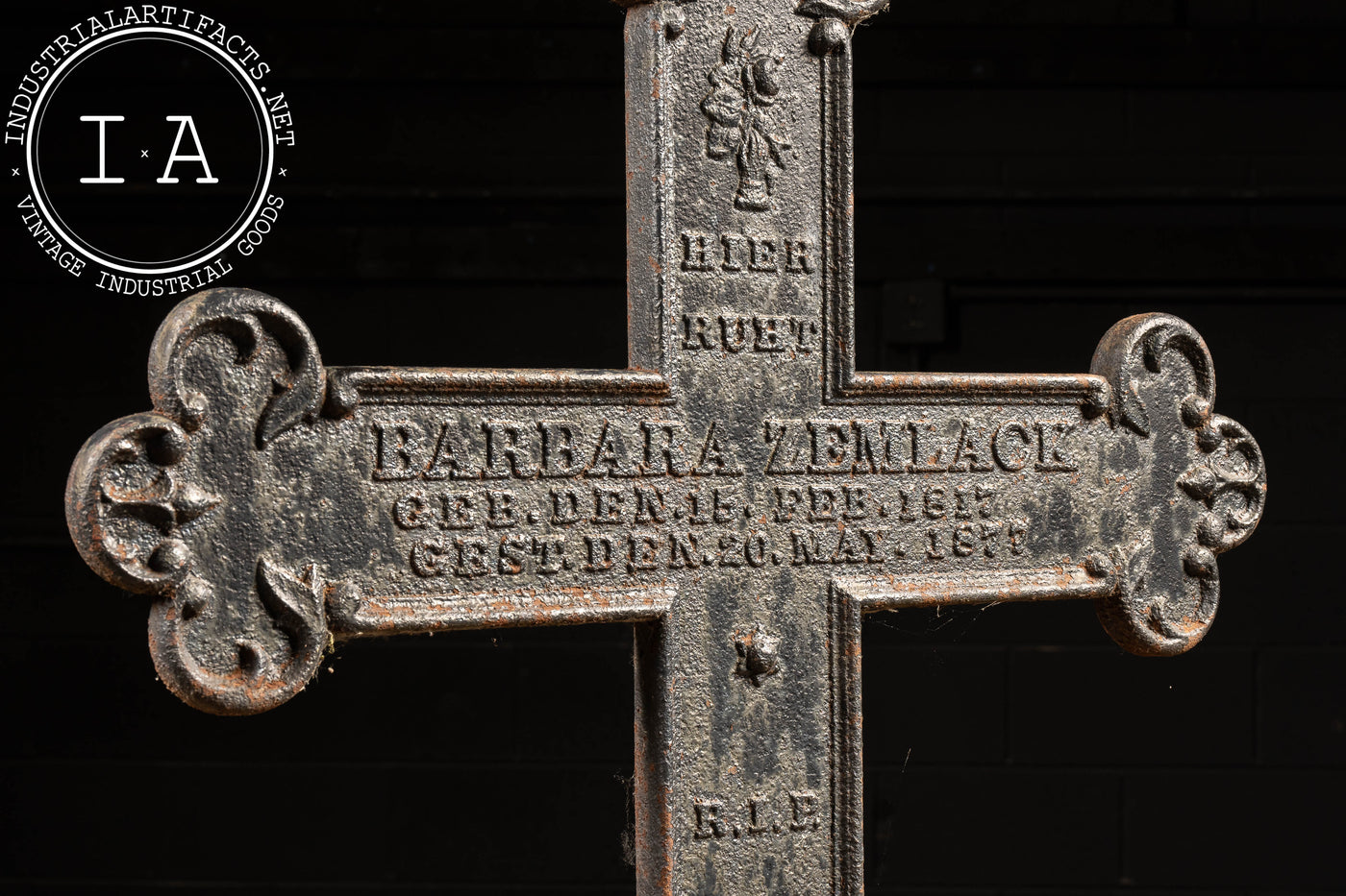 Late 19th Century Cast Iron Cross Headstone