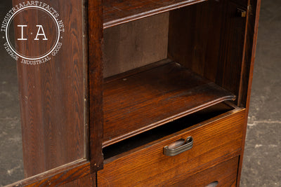 Early 20th Century Craftsman Oak Display Cabinet with Glass Door