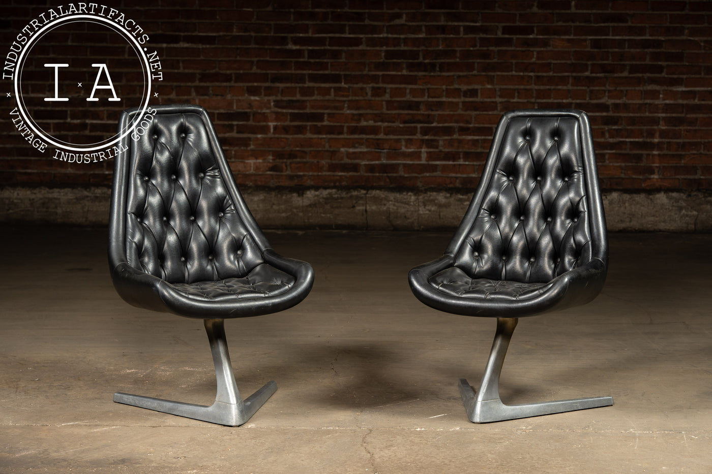 Pair of MCM Sculpta "Star Trek" Chairs by Vladmir Kagan for Chromcraft