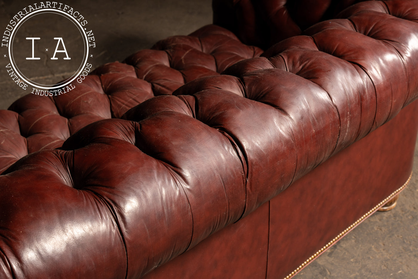 Tufted Leather Chesterfield Sofa in Burgundy