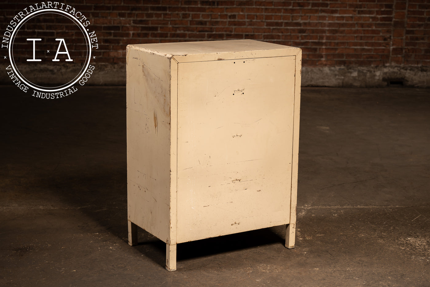 Vintage Metal Lowboy Dresser in Cream Enamel by Simmons – Industrial  Artifacts