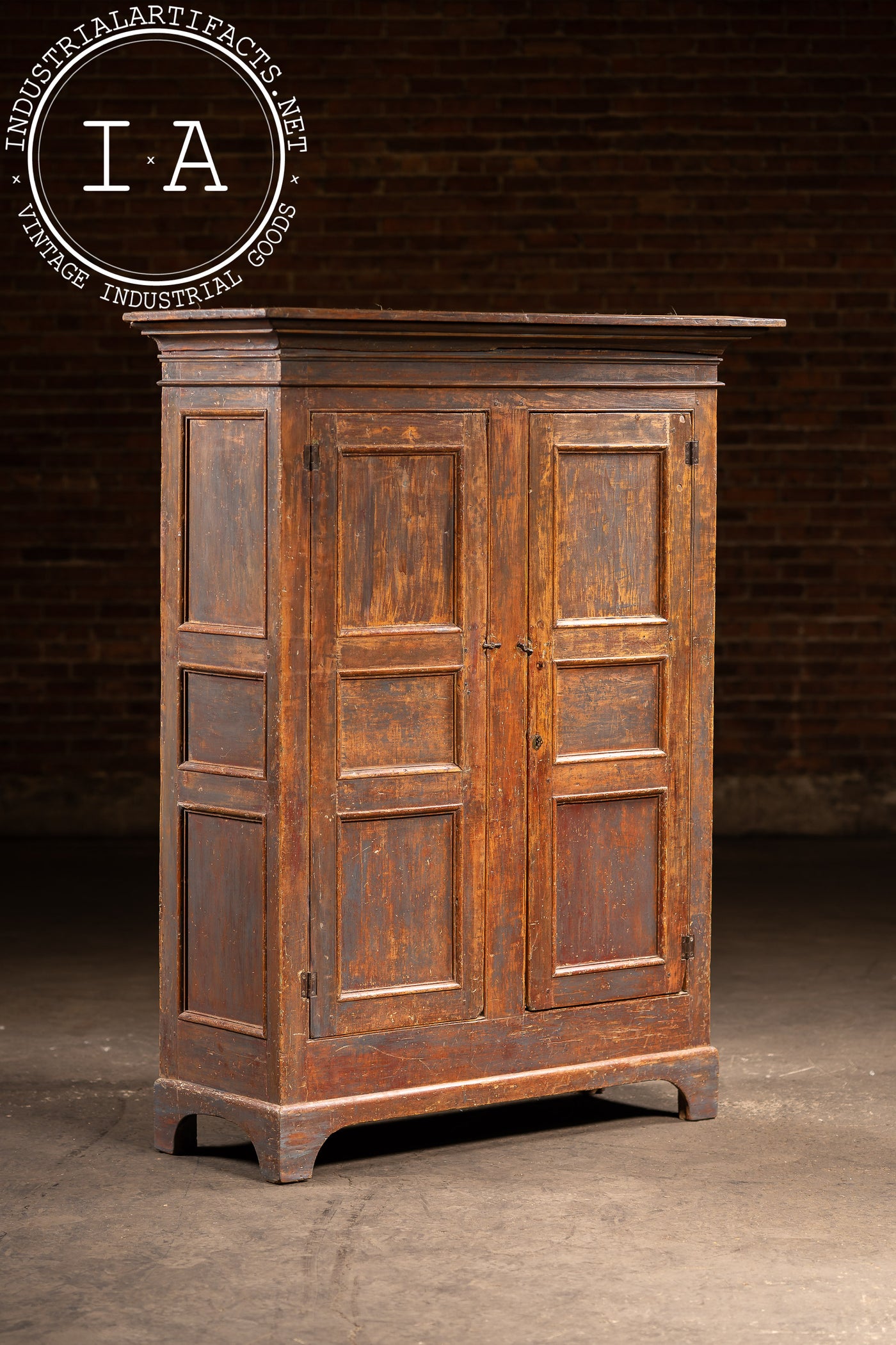 Mid-19th Century Painted Pine Cupboard