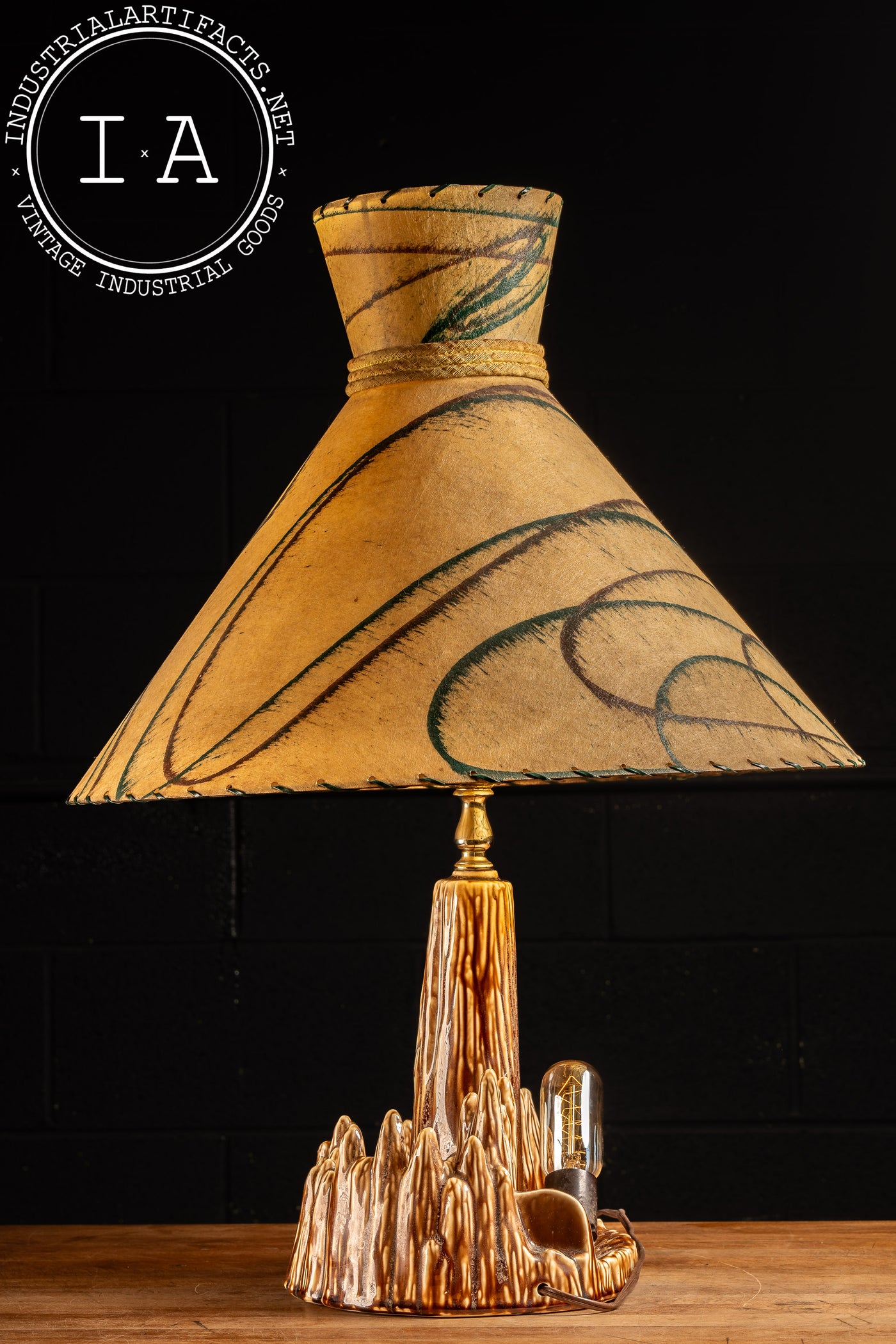 Vintage Ceramic Western-Inspired Table Lamp