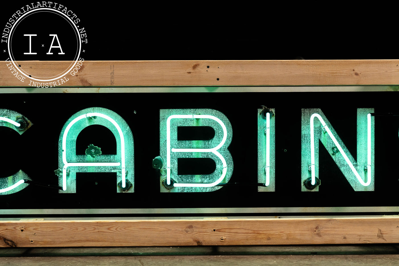 Vintage "Cabins" SSP Neon Sign