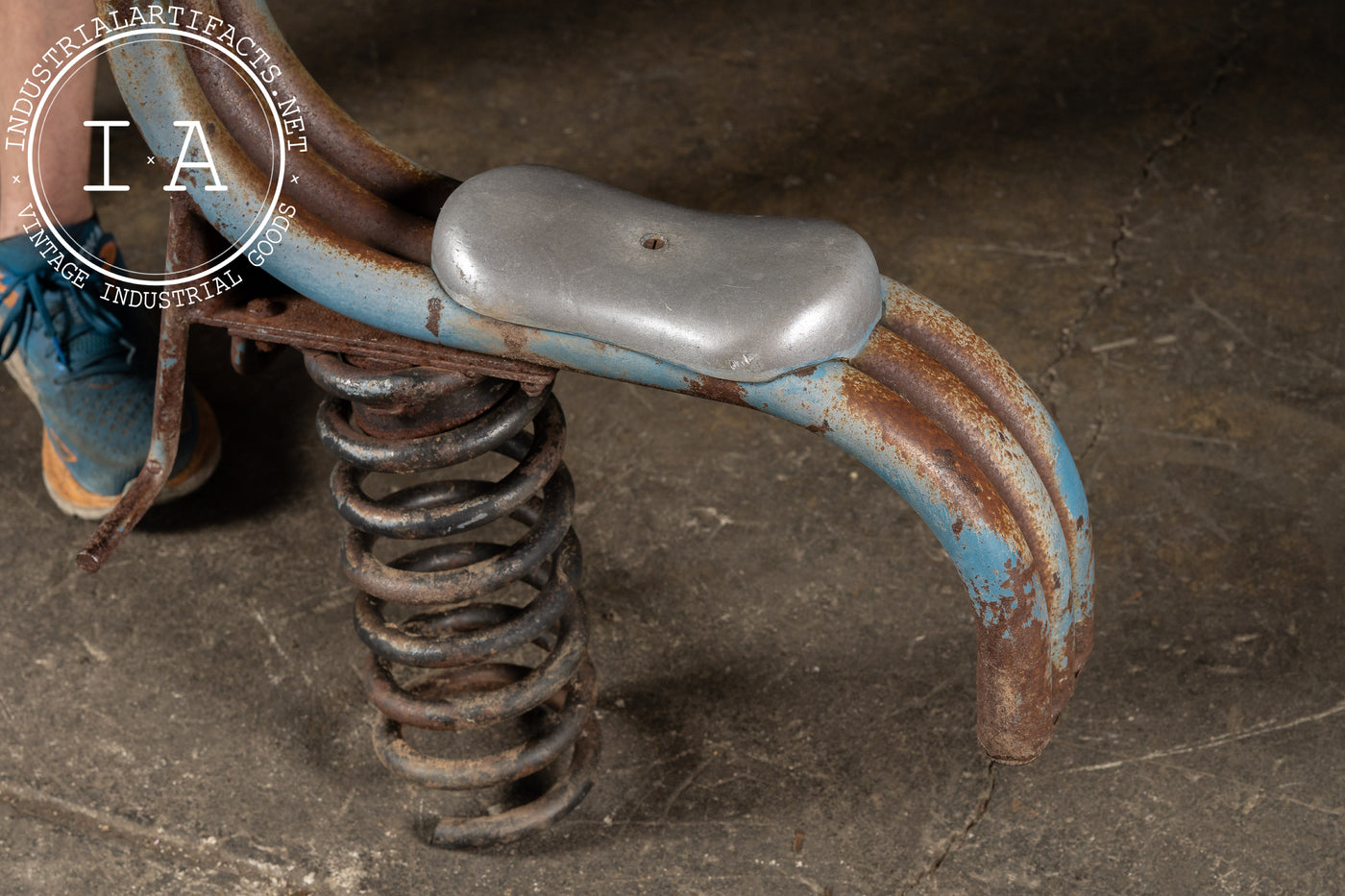 Vintage Blue Elephant Spring Rider by Paris Equipment
