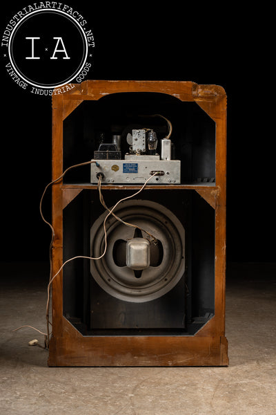 Vintage Model R-1131 with Magic Eye Tube by Delco