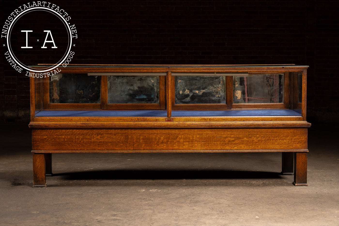 Antique Quartersawn Oak "Peerless" Brand Display Case by Jac. Lederer