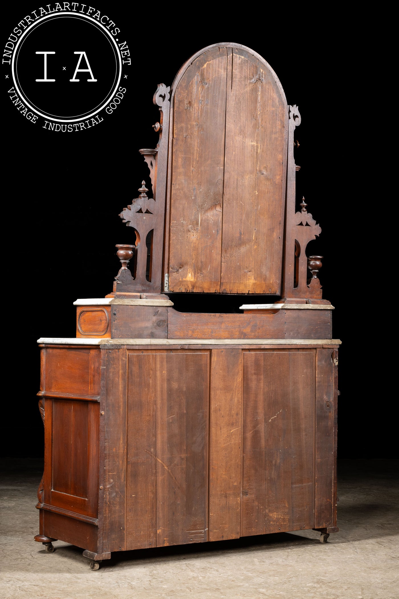 Late 19th Century Eastlake Victorian Walnut Dresser with Mirror and Marble Top