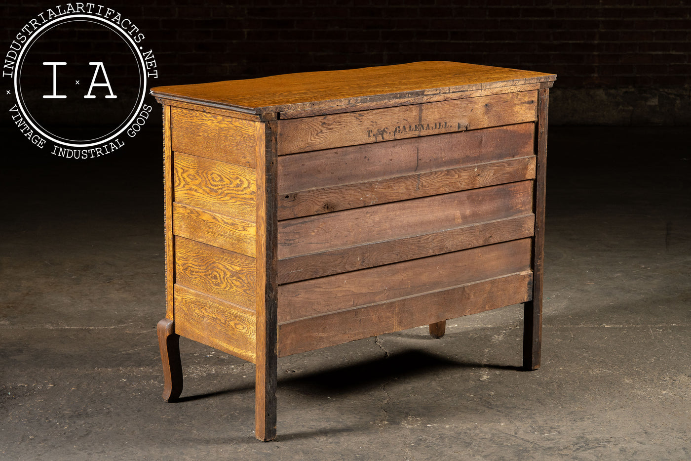 Early 20th Century Quartersawn Wooden Serving Cabinet