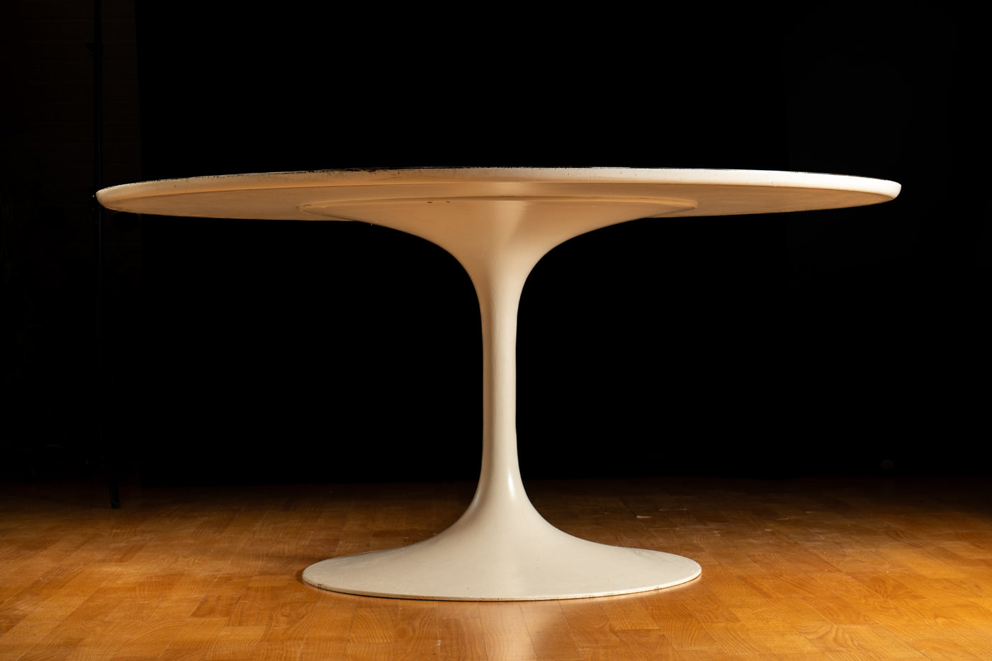 MCM Lounge Height Saarinen Table by Knoll