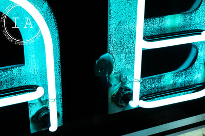 Vintage "Cabins" SSP Neon Sign