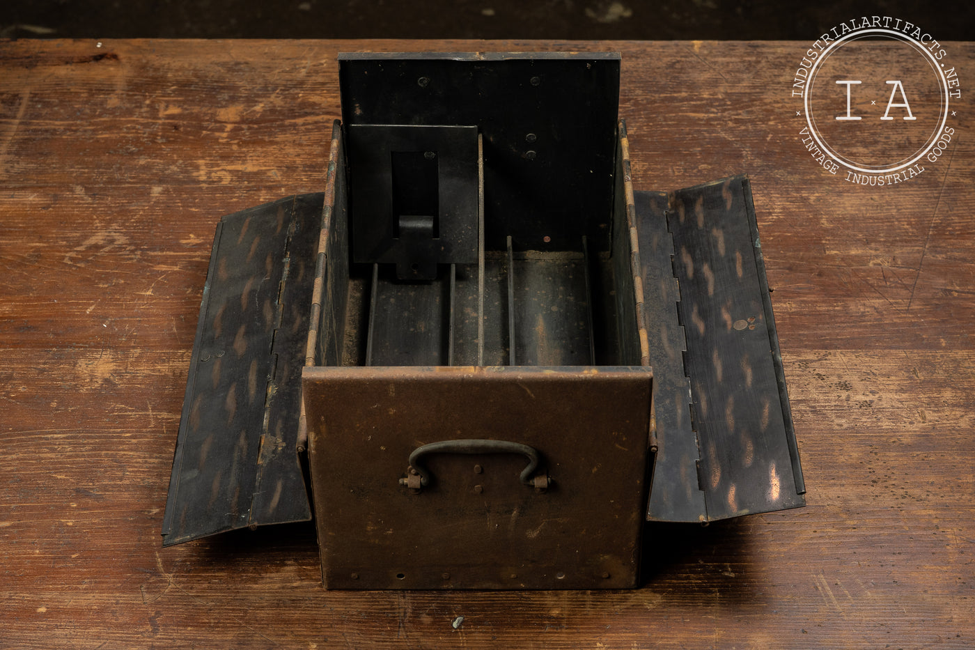 Early 20th Century Fold Out Toolbox With Japanned Finish