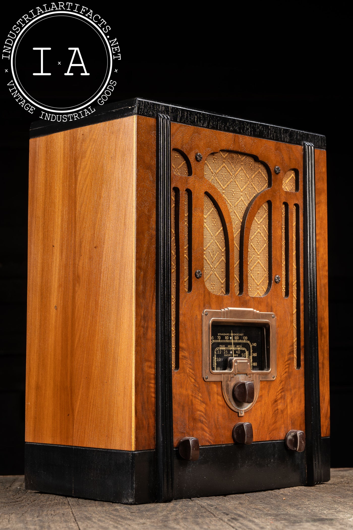Vintage Model 5T Radio by RCA