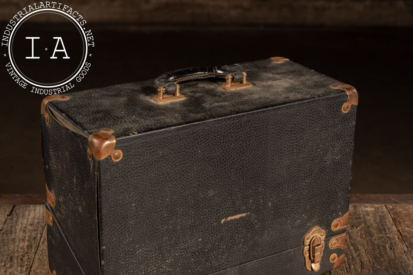 c. 1950 Salesman Sample Dahlberg Coin-Op Pillow Radio in Case