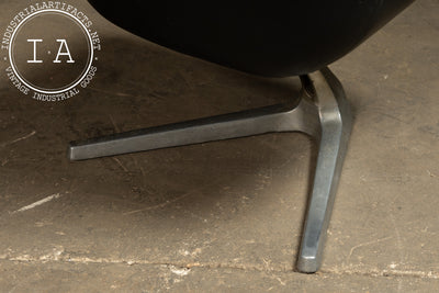 Pair of MCM Sculpta "Star Trek" Chairs by Vladmir Kagan for Chromcraft