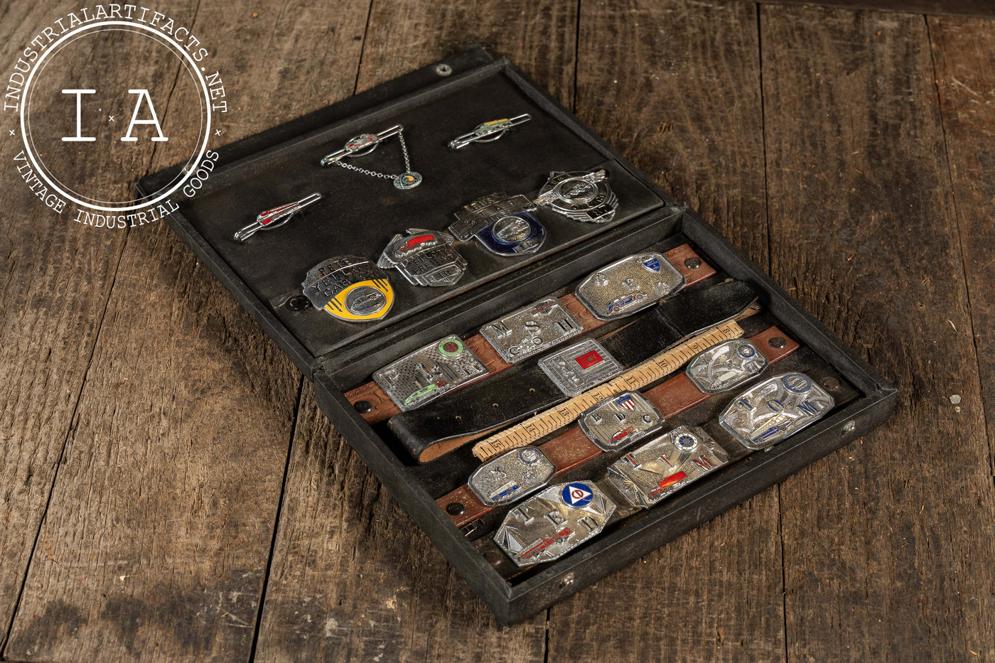 Vintage Salesman Sample Badge Display Case