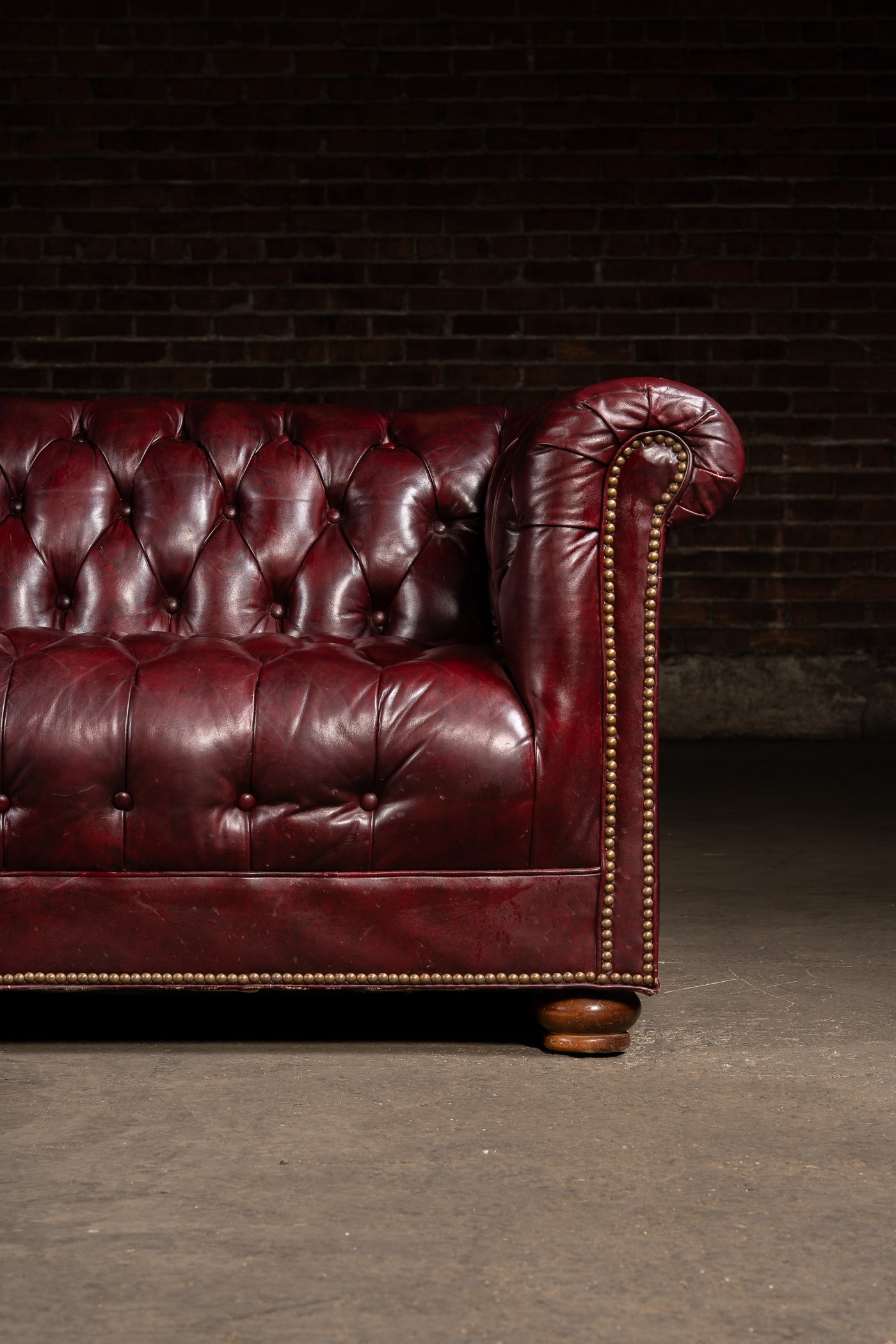 Vintage Tufted Leather Chesterfield Sofa in Oxblood