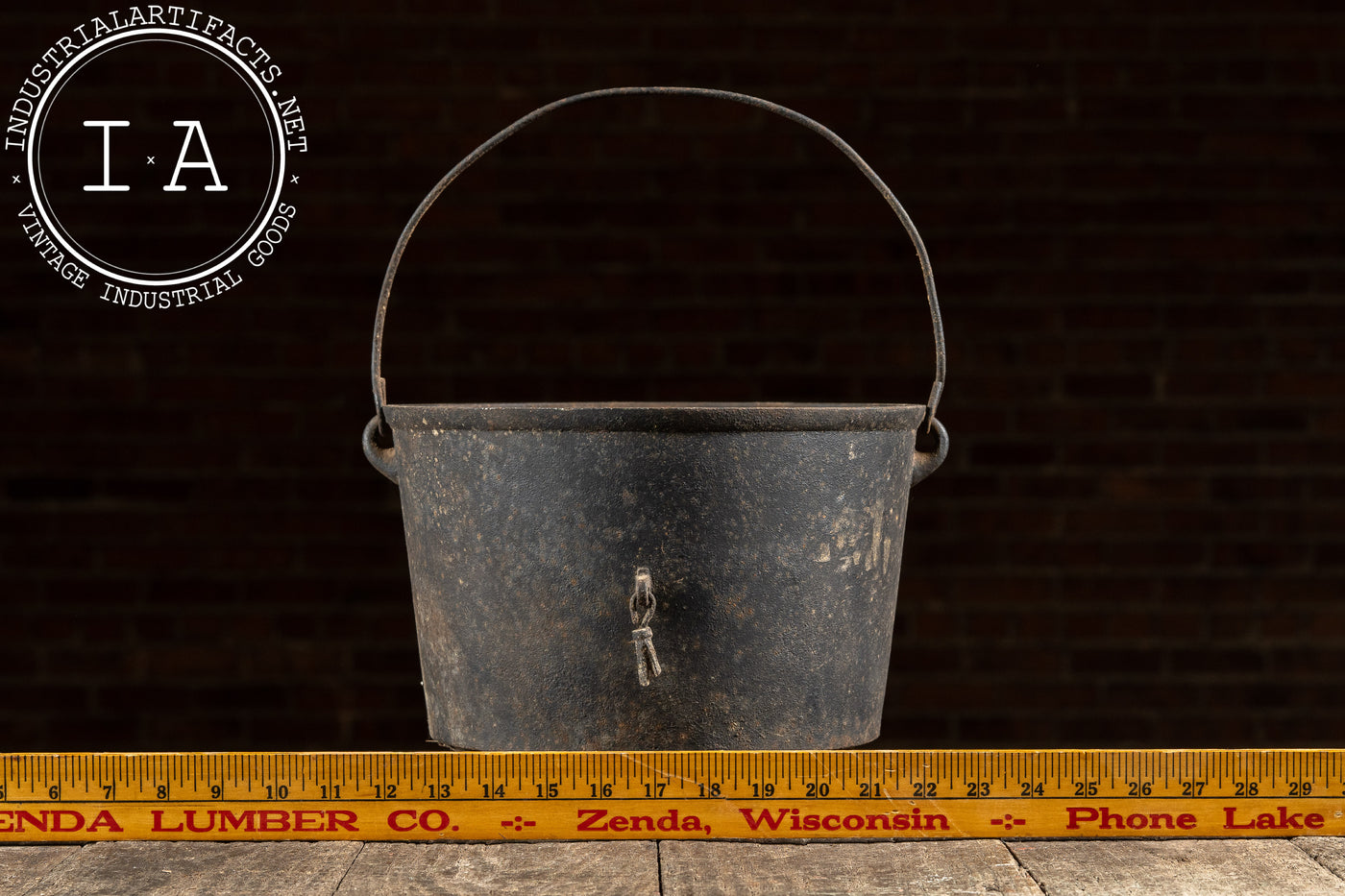 19th-Century Cast Iron Cooking Pot with Bail Handle