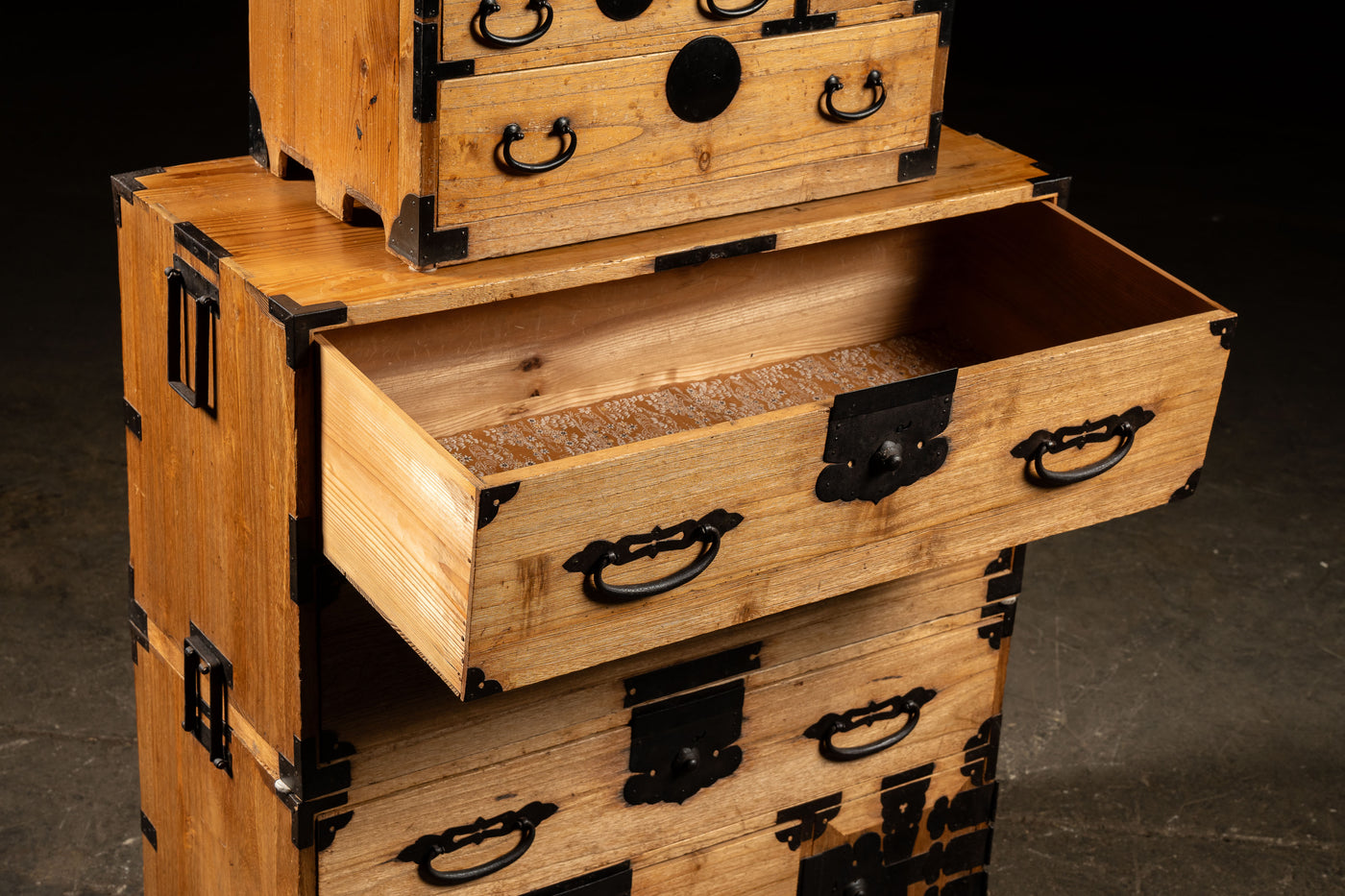 Late 19th Century Japanese Kaidan Tansu Step Chest