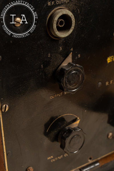 WWII-Era U.S. Army RF Signal Generator