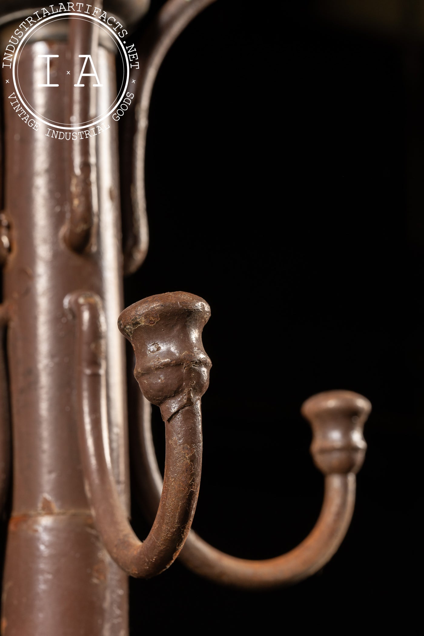 Antique Metal Coat Rack in Brown