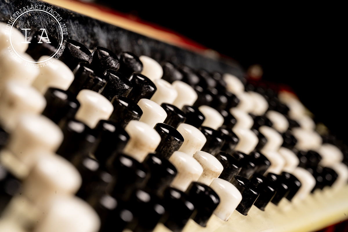 Three-Reed Sonatina Accordion - Simmone