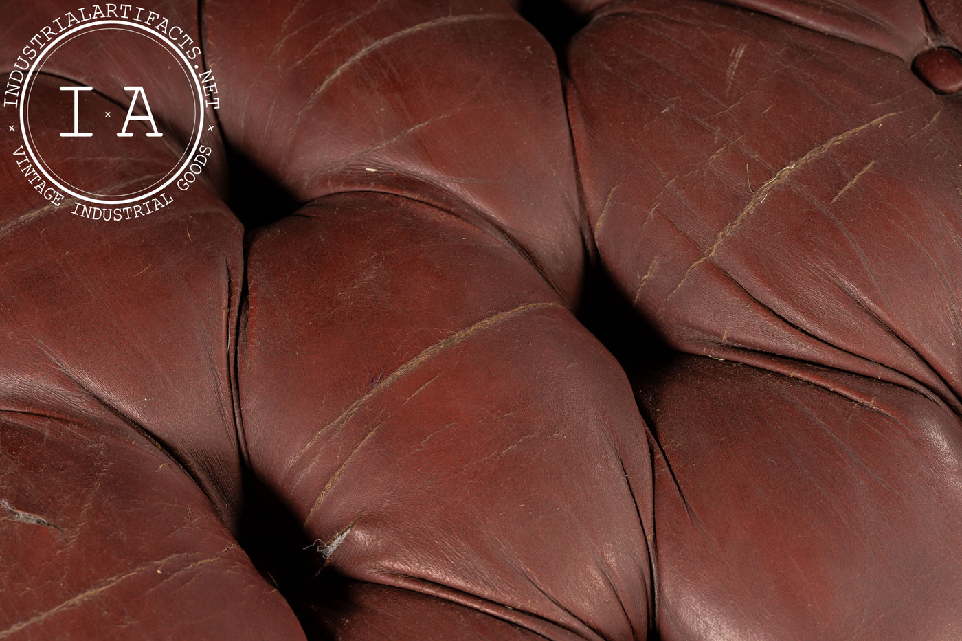 Tufted Leather Chesterfield Sofa in Burgundy