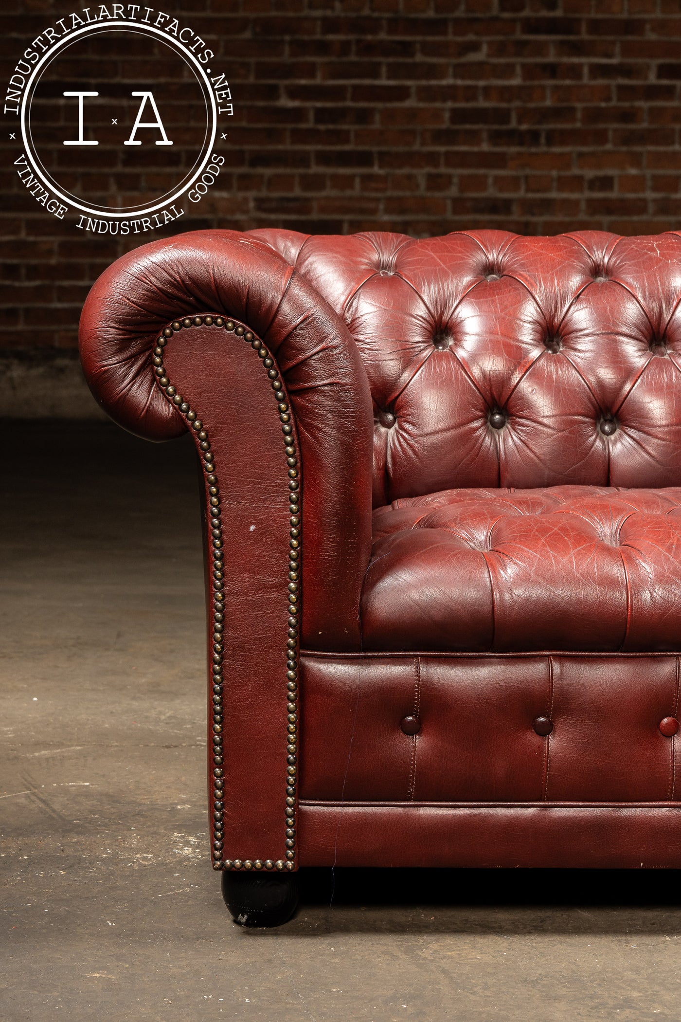 Vintage Tufted Leather Chesterfield Sofa in Burgundy