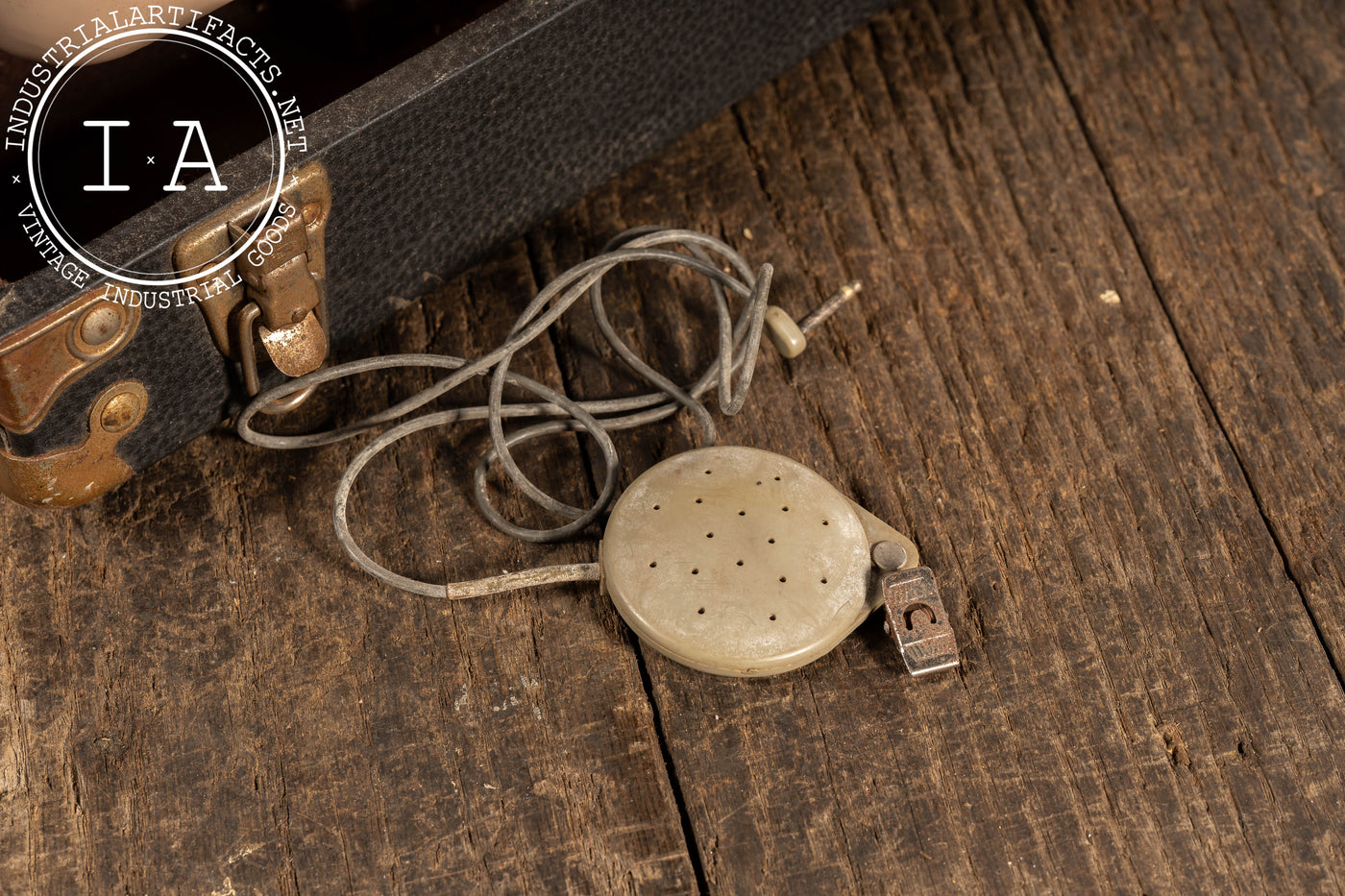 c. 1950 Salesman Sample Dahlberg Coin-Op Pillow Radio in Case