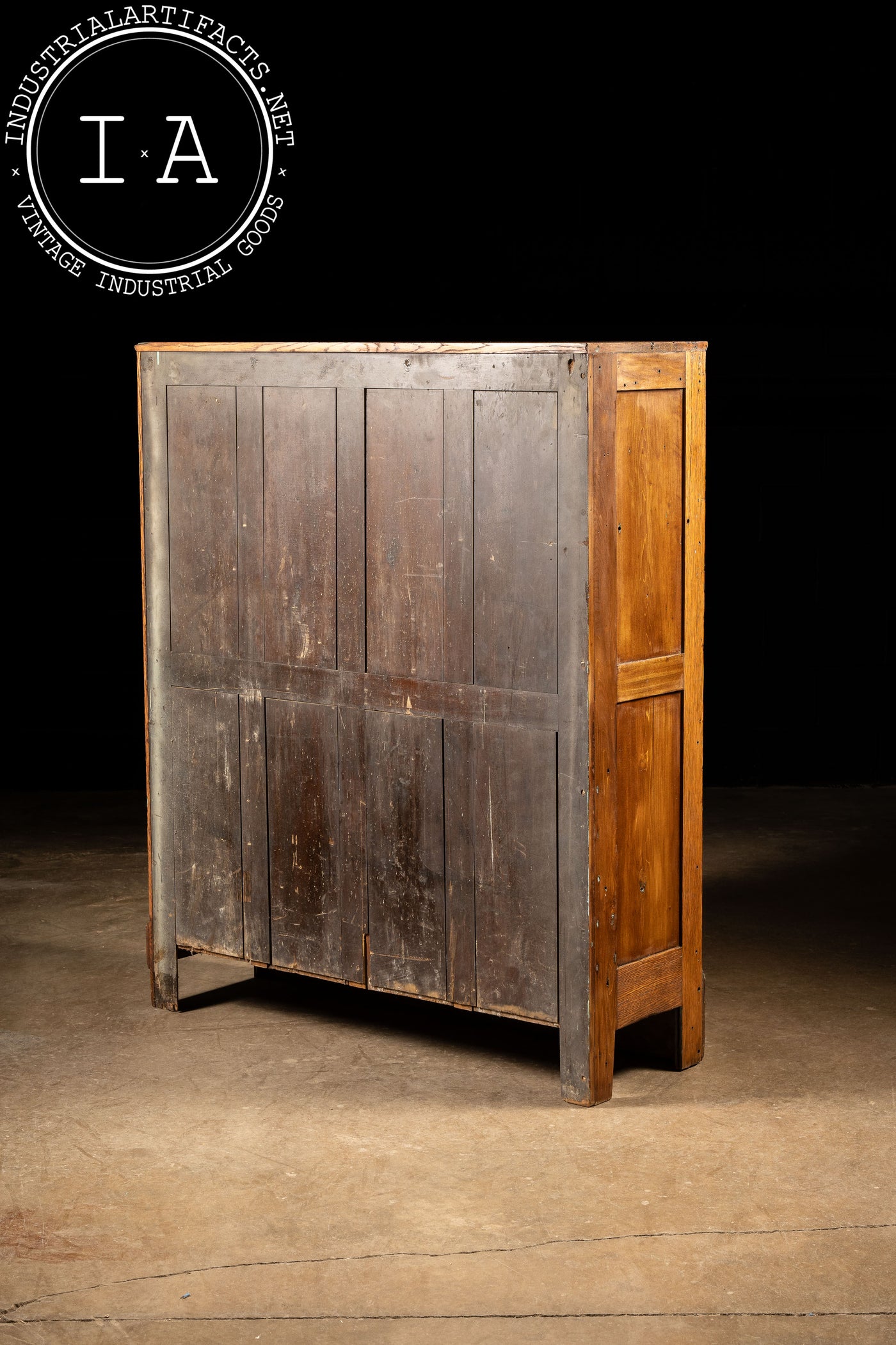 Early 20th Century Tiger Oak Library Cabinet