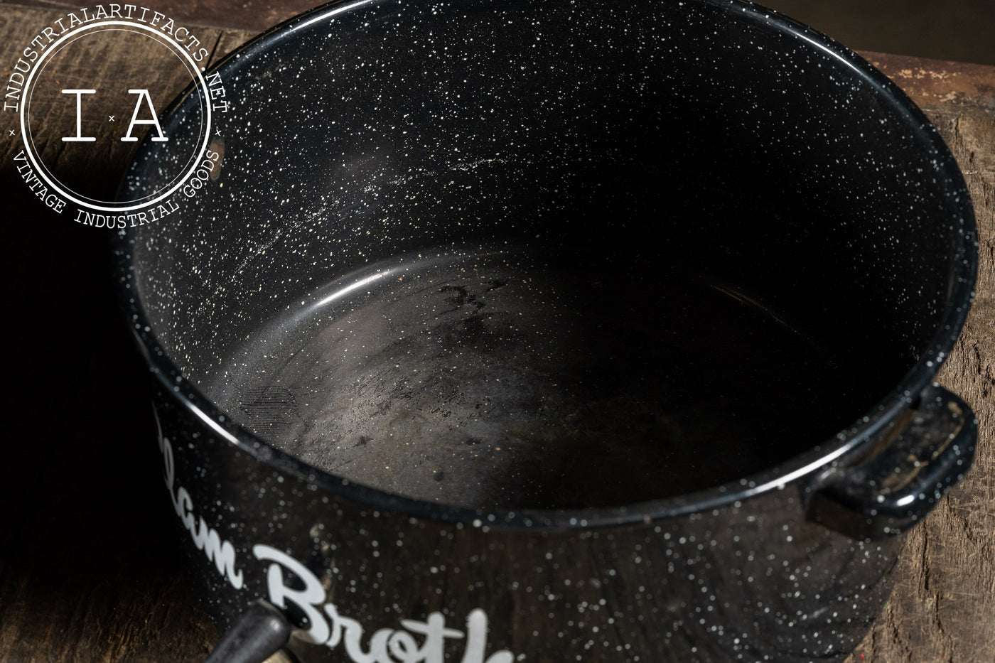 Mid-Century Enamelware Steamed Clams & Broth Pot