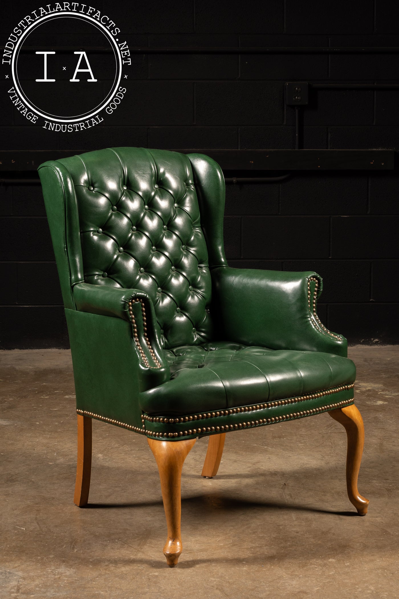 Vintage Tufted Leather Chesterfield Armchair in Emerald