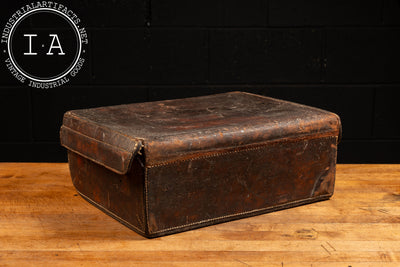 Early 20th Century English Leather Suitcase in Brown