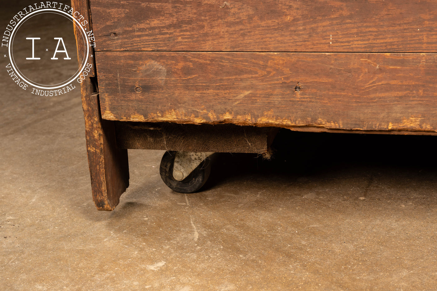 Early 20th Century Oak Ice Box