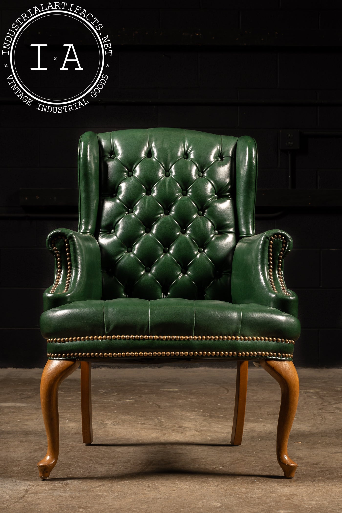 Vintage Tufted Leather Chesterfield Armchair in Emerald