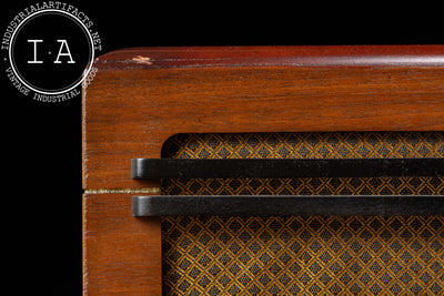 Vintage Model 86T1 Radio by RCA-Victor