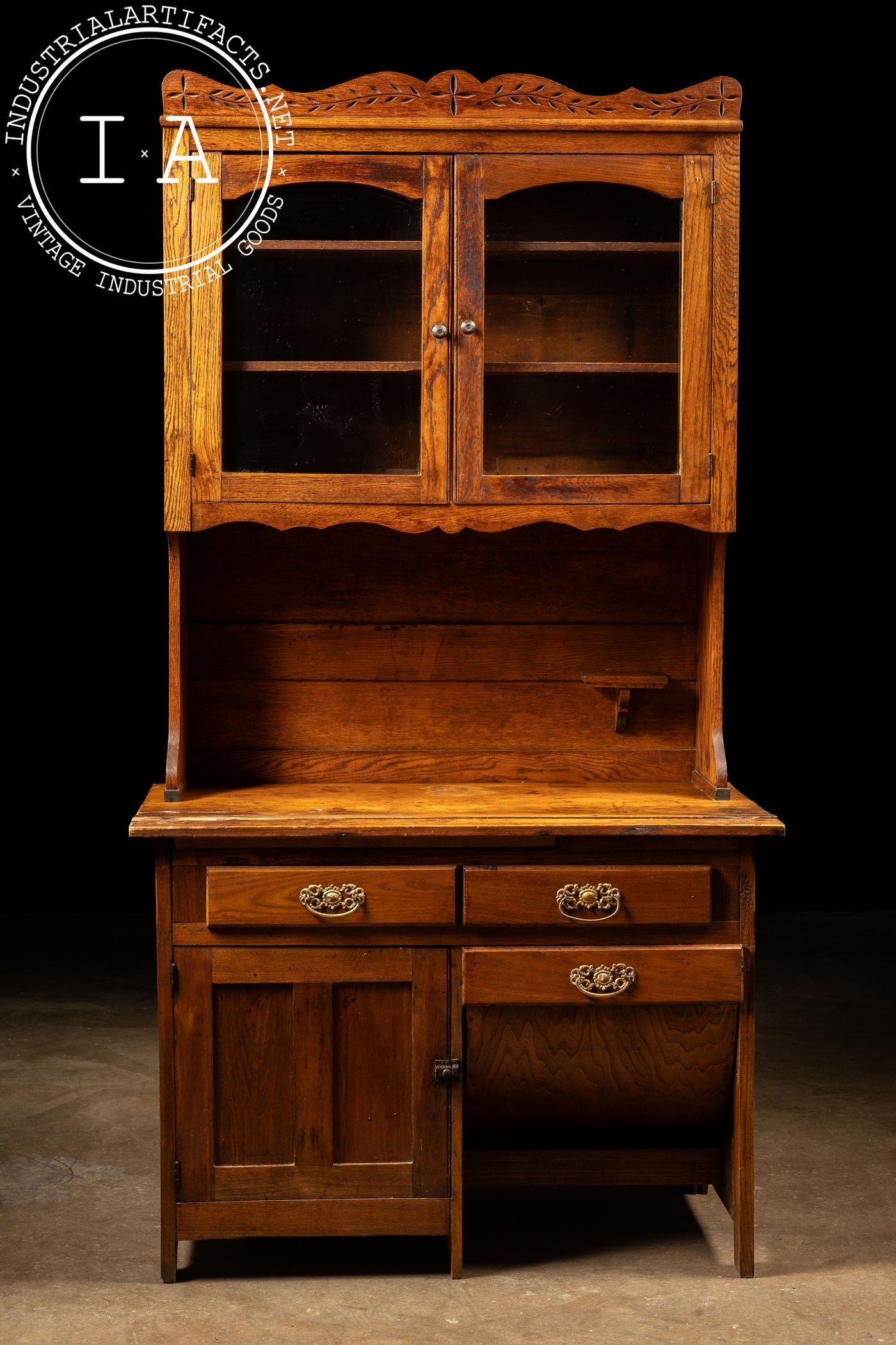 Early Oak Farmhouse Kitchen Hutch