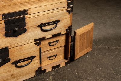 Late 19th Century Japanese Kaidan Tansu Step Chest