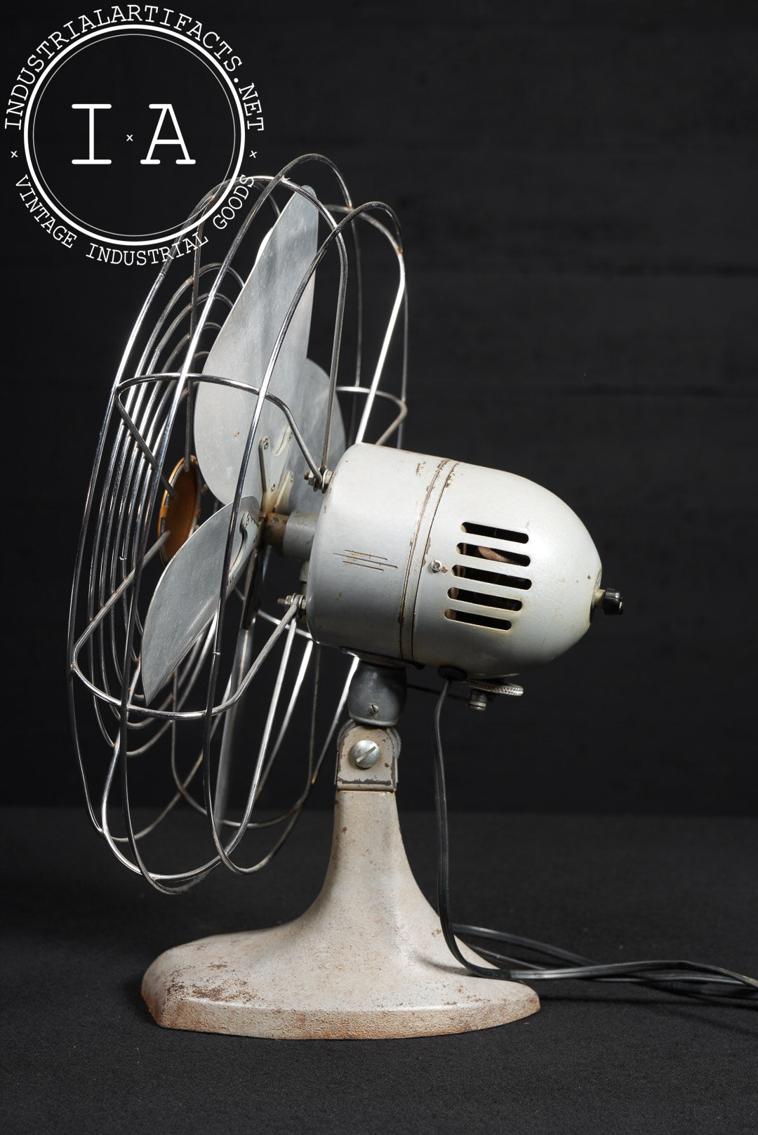 Vintage Model 62 Oscillating Desk Fan by Manning Bowman