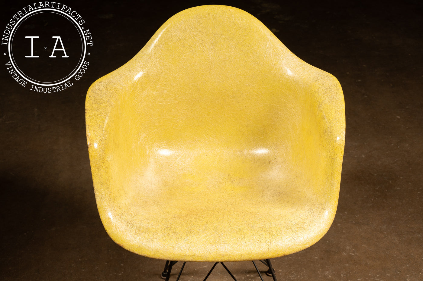 Mid-Century Eames-Herman Miller DAR Fiberglass Chair