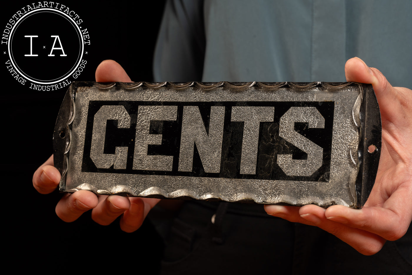 Scalloped Glass "GENTS" Sign