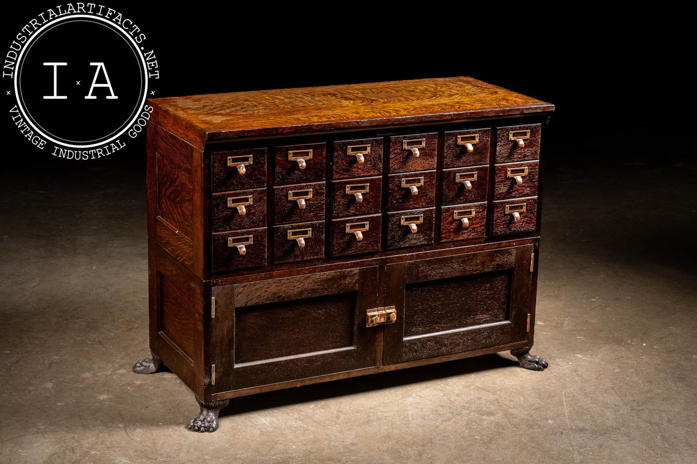 Early 20th Century Quarter-Sawn Oak Clawfoot 18-Drawer Card Catalog