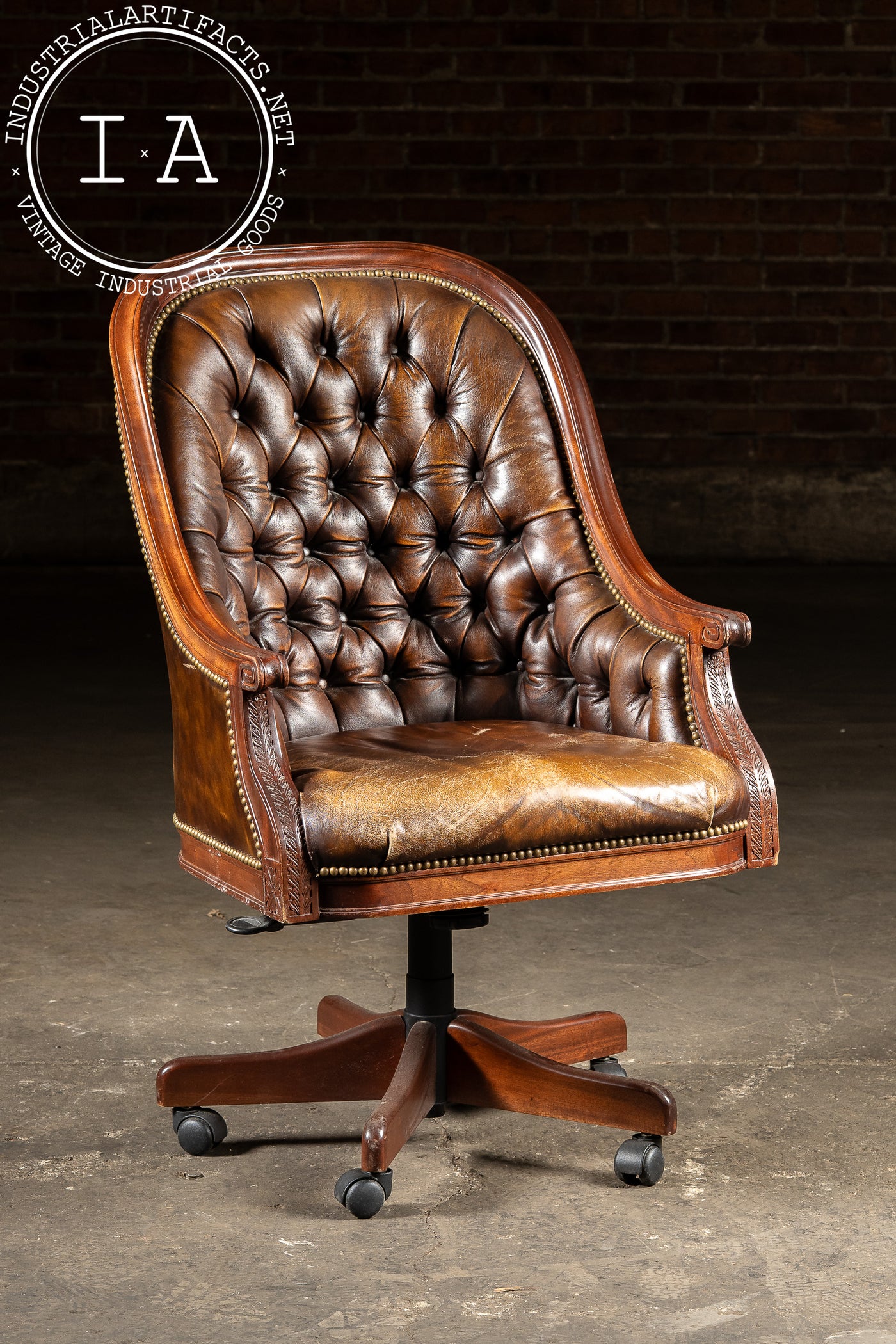 Contemporary Tufted Leather Rolling Executive Desk Chair
