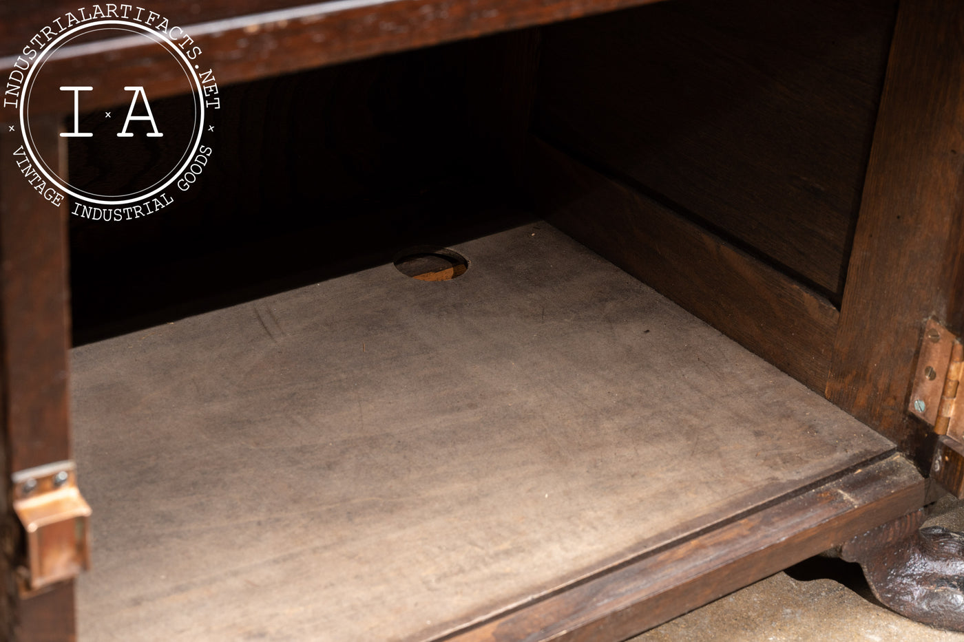 Early 20th Century Quarter-Sawn Oak Clawfoot 18-Drawer Card Catalog