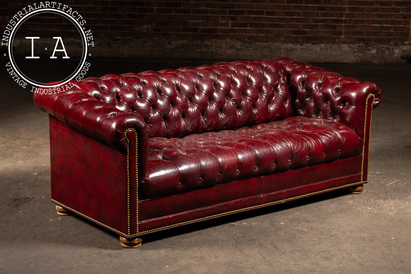 Tufted Leather Chesterfield Sofa in Burgundy